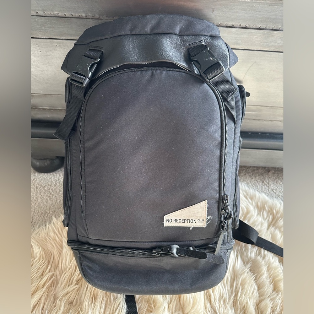 No Reception Getaway Bag with lunch sack